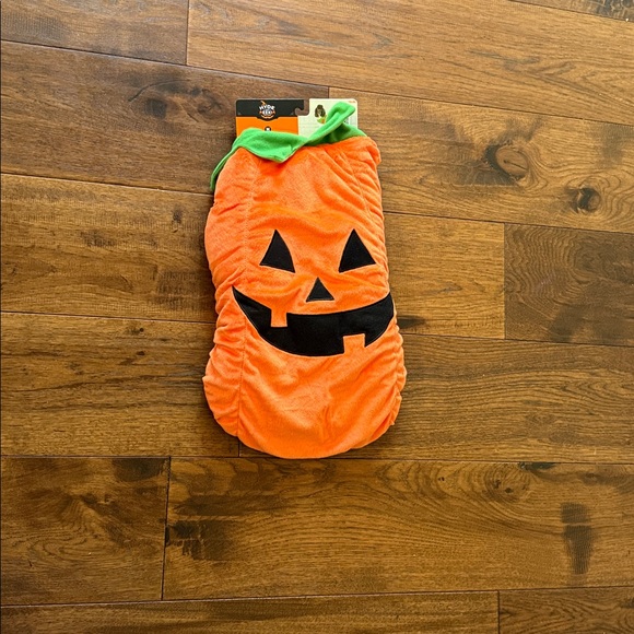 Hyde & EEK! Other - Pumpkin dog Halloween costume